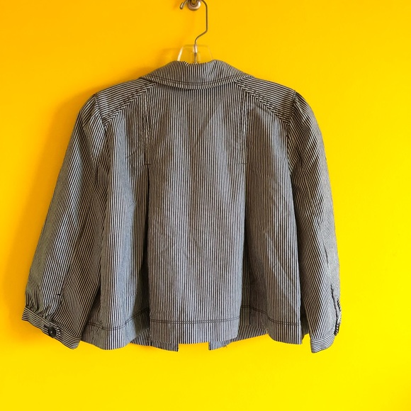 Loft Jacket - Picture 4 of 4